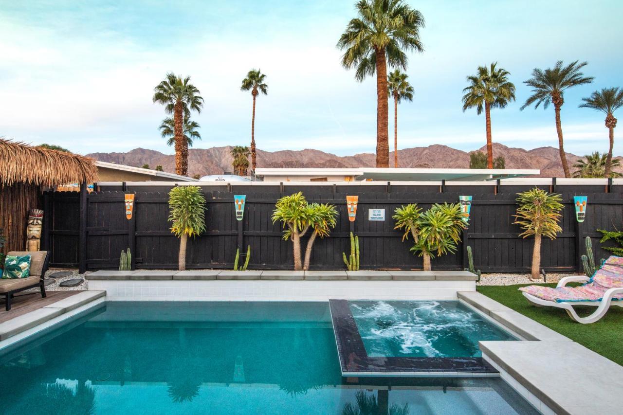Mid-Century Modern Home In Beautiful La Quinta Luaran gambar