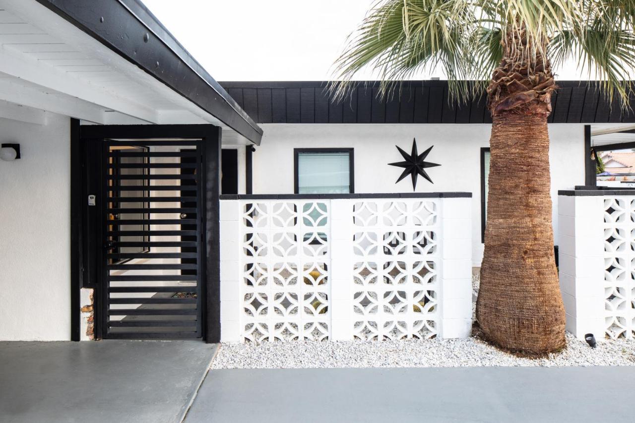 Mid-Century Modern Home In Beautiful La Quinta Luaran gambar