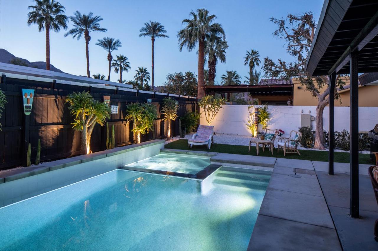 Mid-Century Modern Home In Beautiful La Quinta Luaran gambar